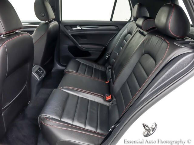 2017 Volkswagen Golf GTI SE
