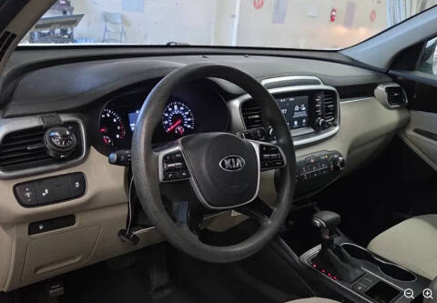 2020 Kia Sorento LX