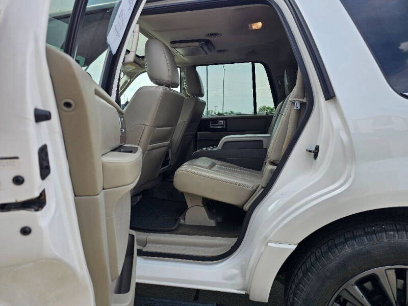 2017 Lincoln Navigator Select