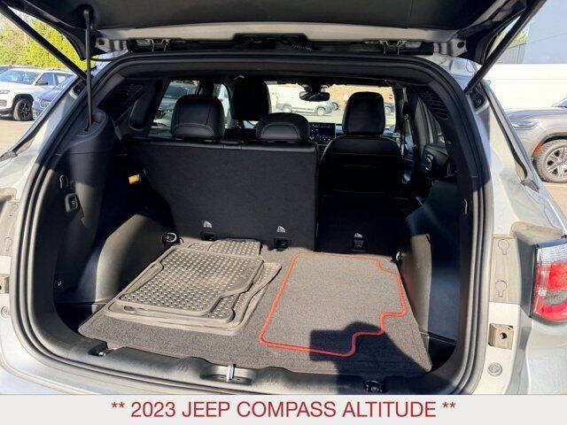 2023 Jeep Compass Altitude