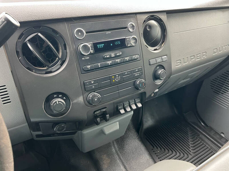 2012 Ford F-350 Super Duty XL