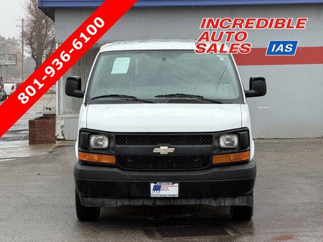 2017 Chevrolet Express Passenger LS's photo