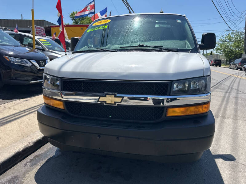 2019 Chevrolet Express 2500
