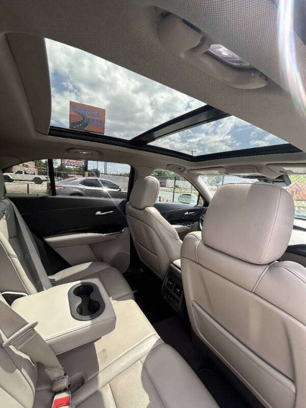 2020 Cadillac XT4 Premium Luxury