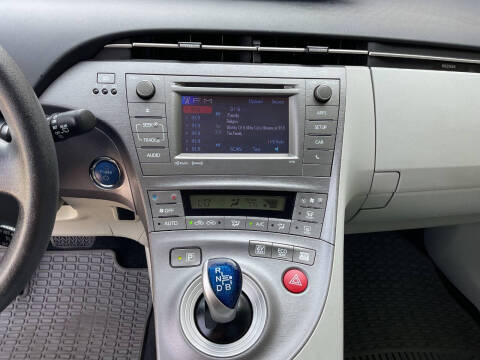 2015 Toyota Prius Three