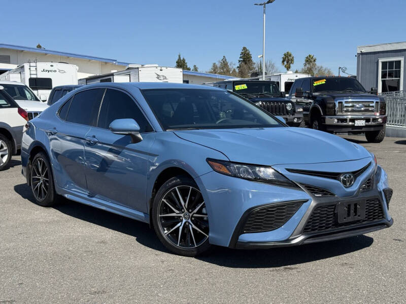 2024 Toyota Camry SE