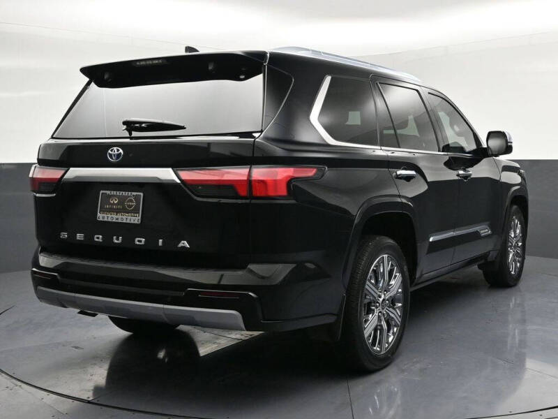 2024 Toyota Sequoia Capstone