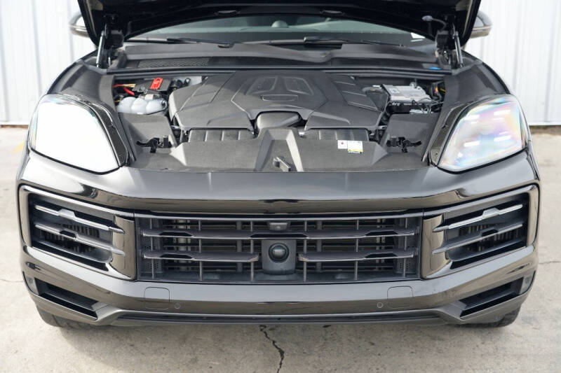 2024 Porsche Cayenne Coupe