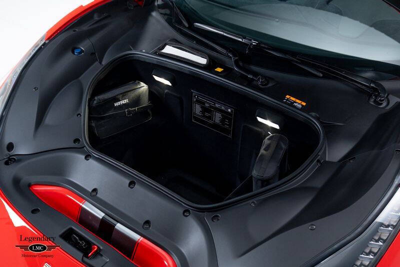 2019 Ferrari 488 Pista