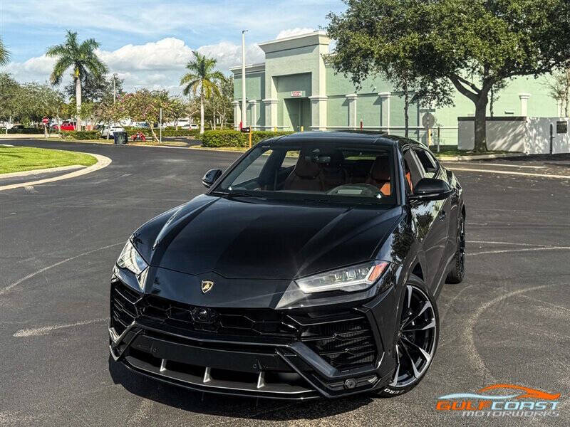 2022 Lamborghini Urus