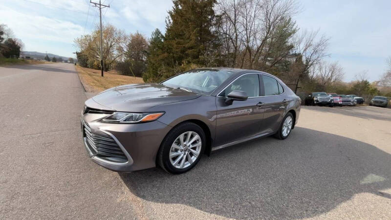 2023 Toyota Camry LE photo 25