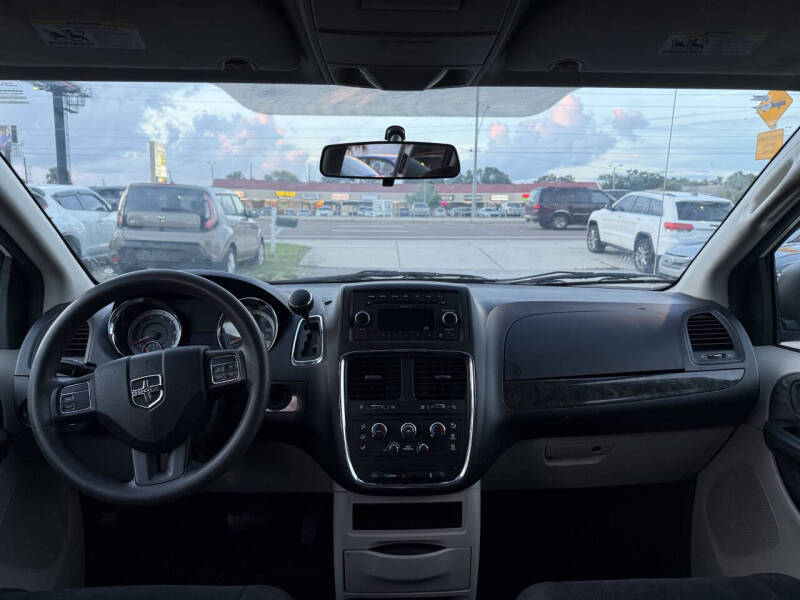 2011 Dodge Grand Caravan Express