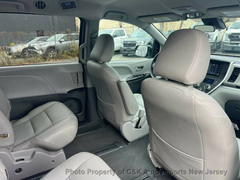 2020 Toyota Sienna L 7-Passenger