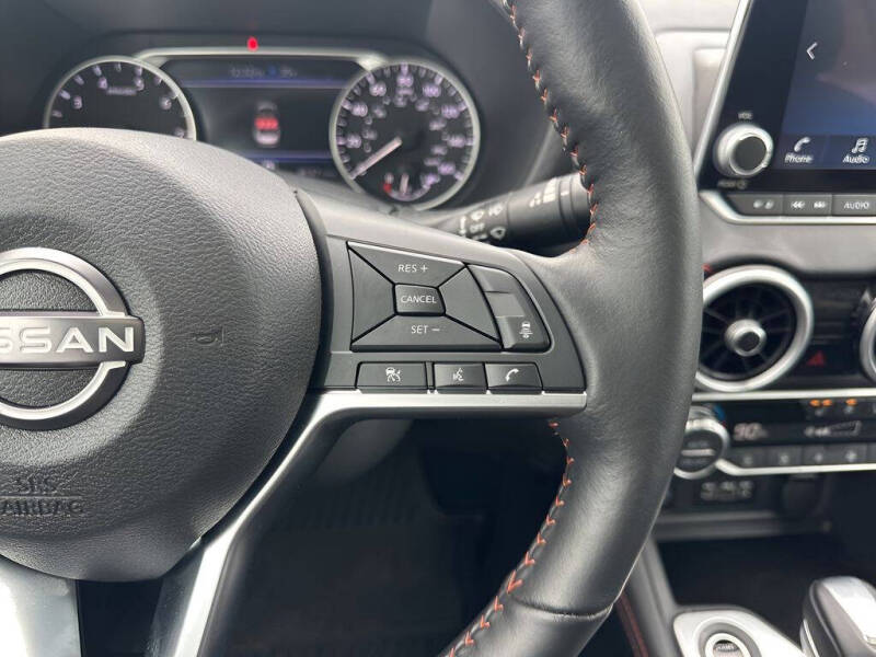 2025 Nissan Sentra SR