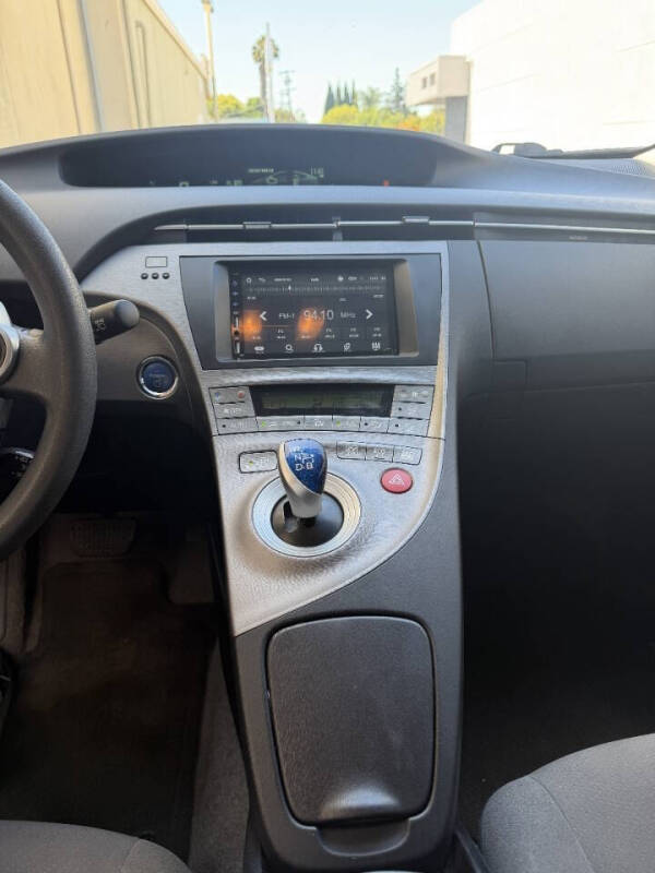 2015 Toyota Prius Three