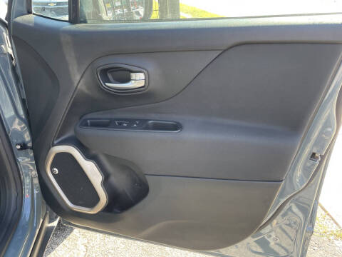 2016 Jeep Renegade Latitude 75th Anniversary