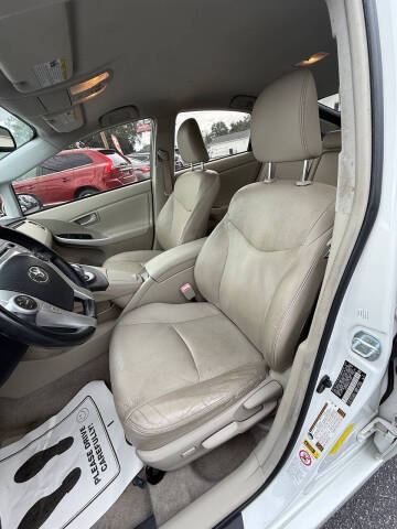 2010 Toyota Prius II