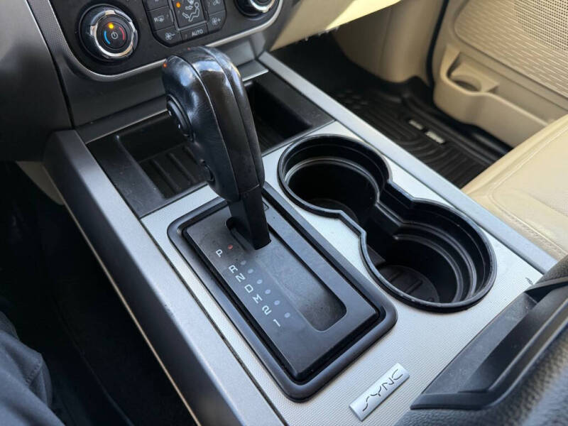 2016 Ford Expedition EL XLT