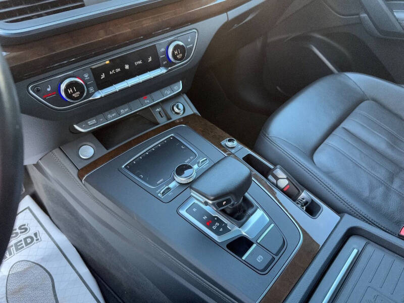 2019 Audi Q5 quattro Premium Plus 45 TFSI