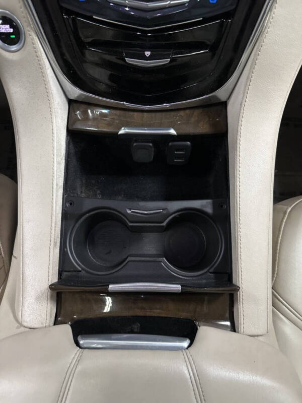 2018 Cadillac Escalade Luxury