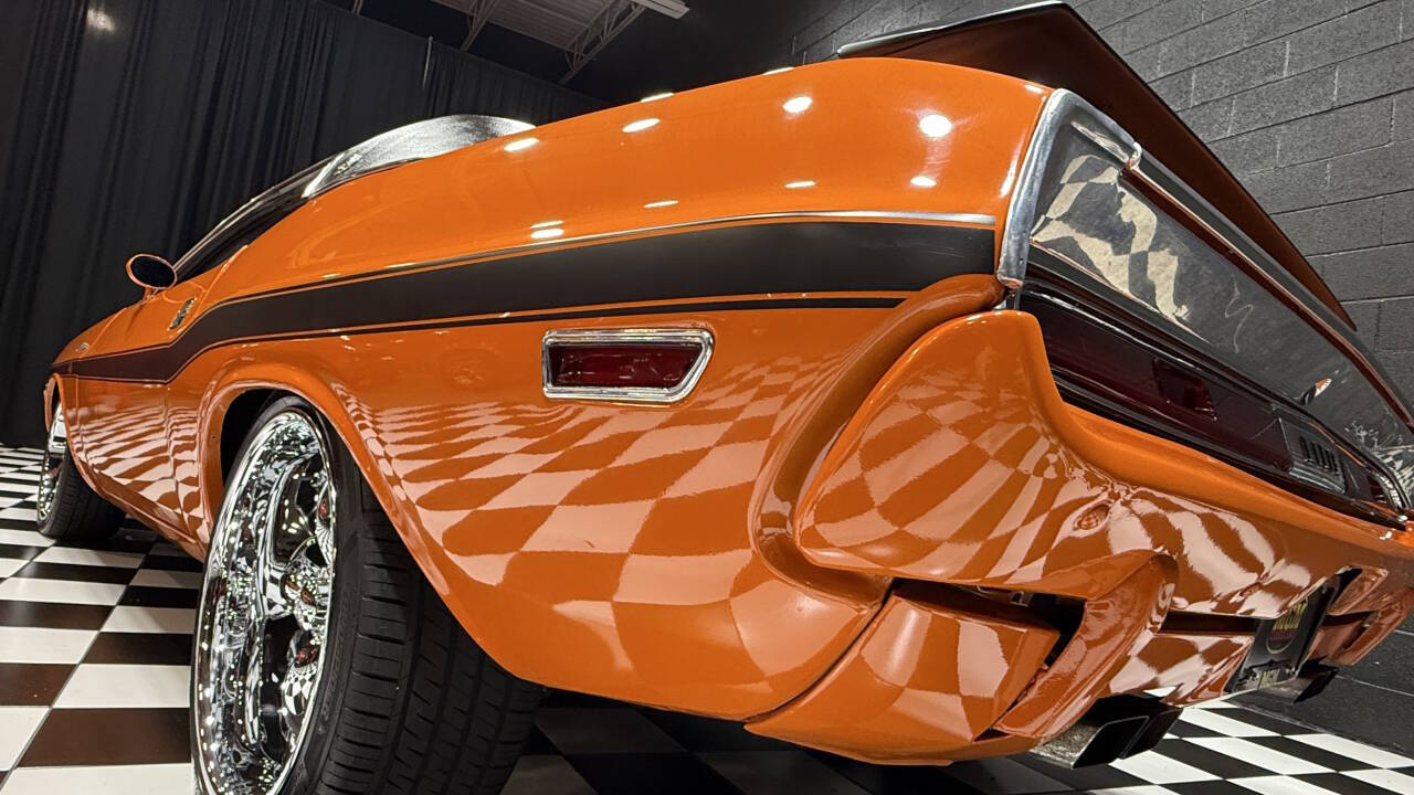 1970 Dodge Challenger 22