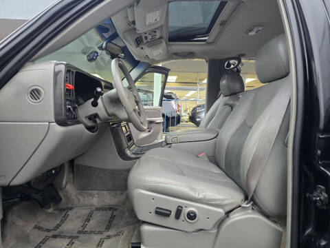 2003 GMC Yukon XL Denali