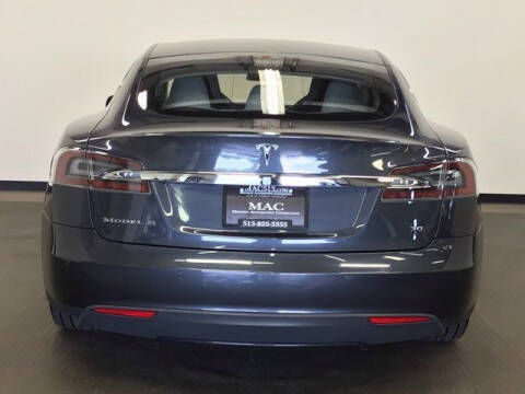 2015 Tesla Model S 70