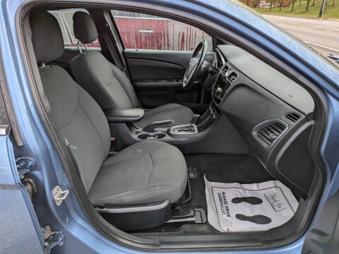 2011 Chrysler 200 Touring