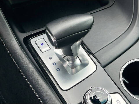 2022 Genesis G70