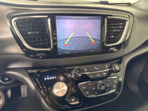 2019 Chrysler Pacifica Touring L Plus