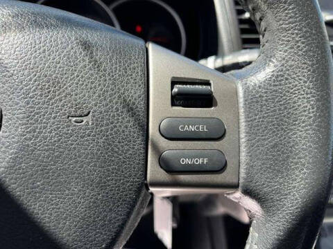 2012 Nissan Versa 1.8 S