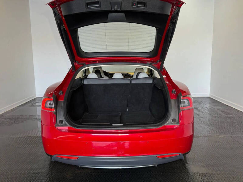2014 Tesla Model S