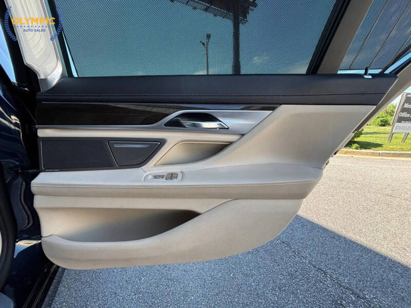 2016 BMW 7 Series 740i