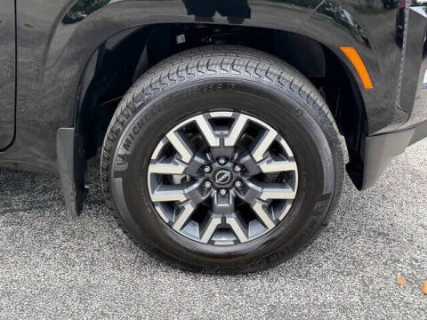 2024 Nissan Frontier SL