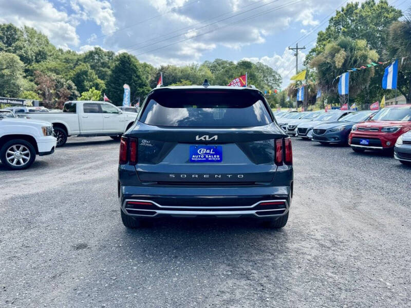 2022 Kia Sorento S