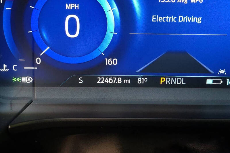 2022 Ford Escape Plug-In Hybrid Titanium