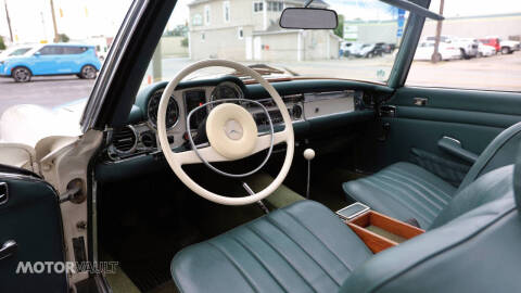 1969 Mercedes-Benz 280-Class