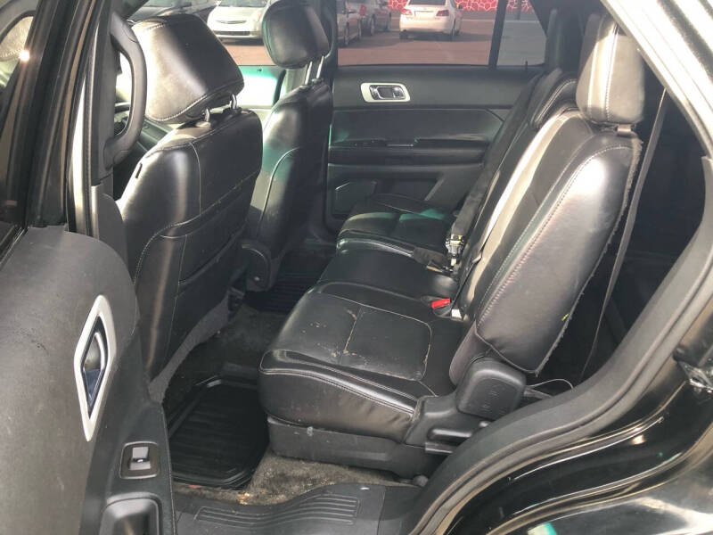 2011 Ford Explorer XLT