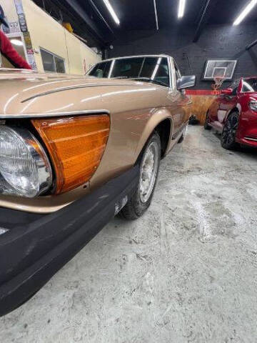 1984 Mercedes-Benz 380-Class 380 SL