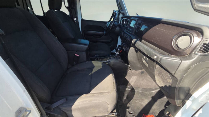 2020 Jeep Gladiator Sport Altitude