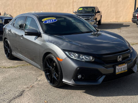 2017 Honda Civic for sale at JR'S AUTO SALES in Pacoima CA