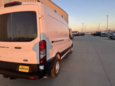 2026 Ford Transit 250