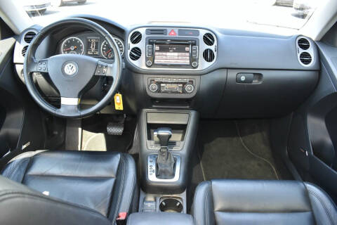2010 Volkswagen Tiguan S 4Motion