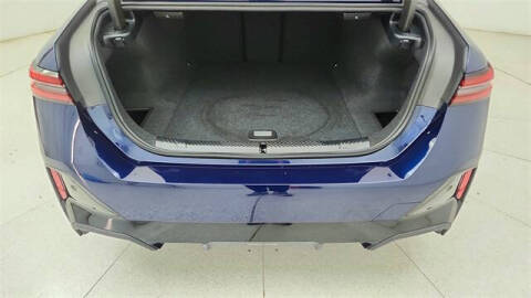 2025 BMW i5 eDrive40