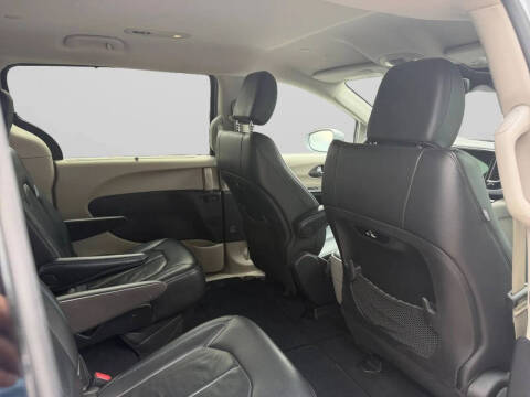 2021 Chrysler Pacifica Touring L
