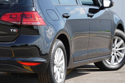 2016 Volkswagen Golf TSI S