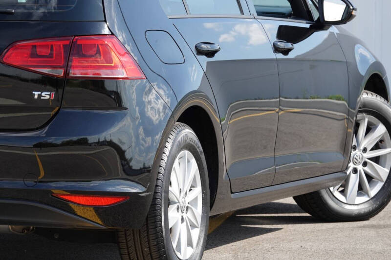 2016 Volkswagen Golf TSI S