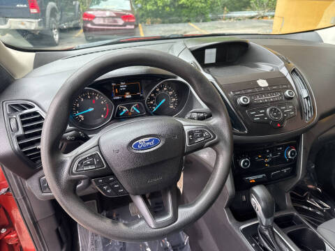 2019 Ford Escape S