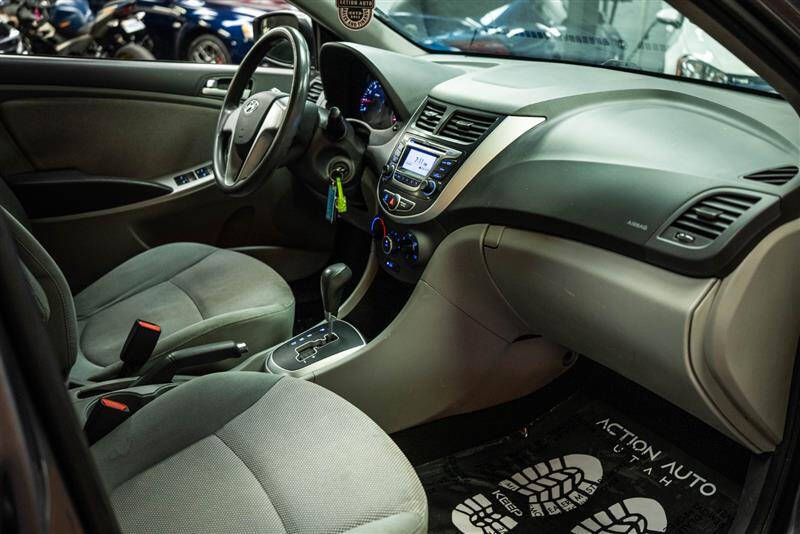 2014 Hyundai Accent GLS