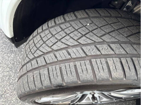 2017 Porsche Cayenne Platinum Edition